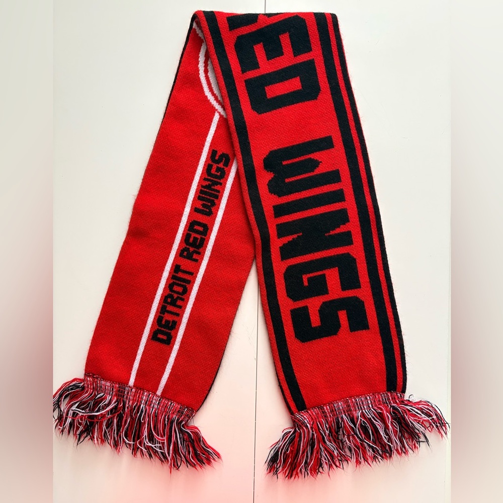 Official NHL Detroit Red Wings Scarf